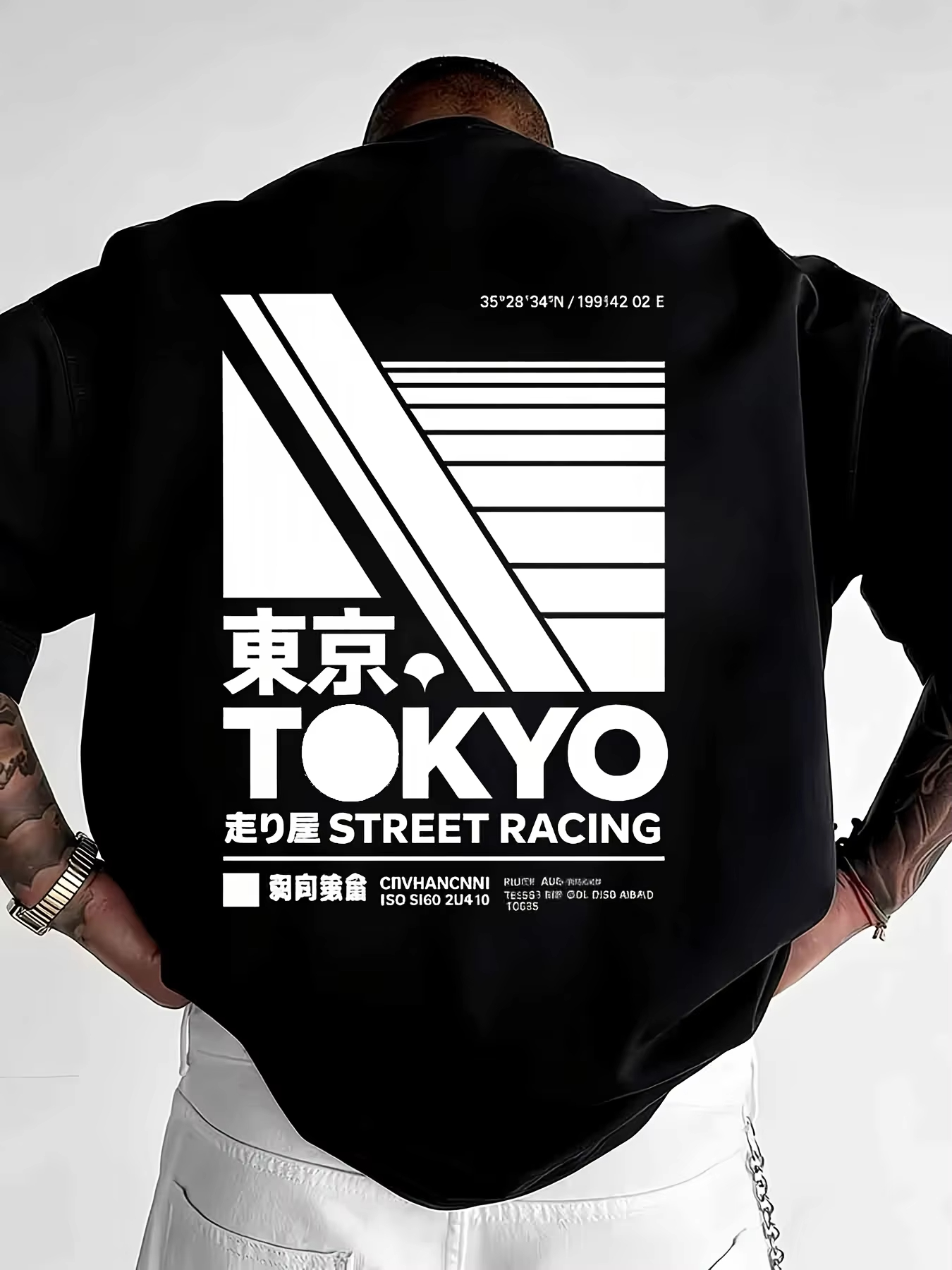 Street Fashion Tokyo - Kaos Print Gaya Jalanan Tokyo Jepang