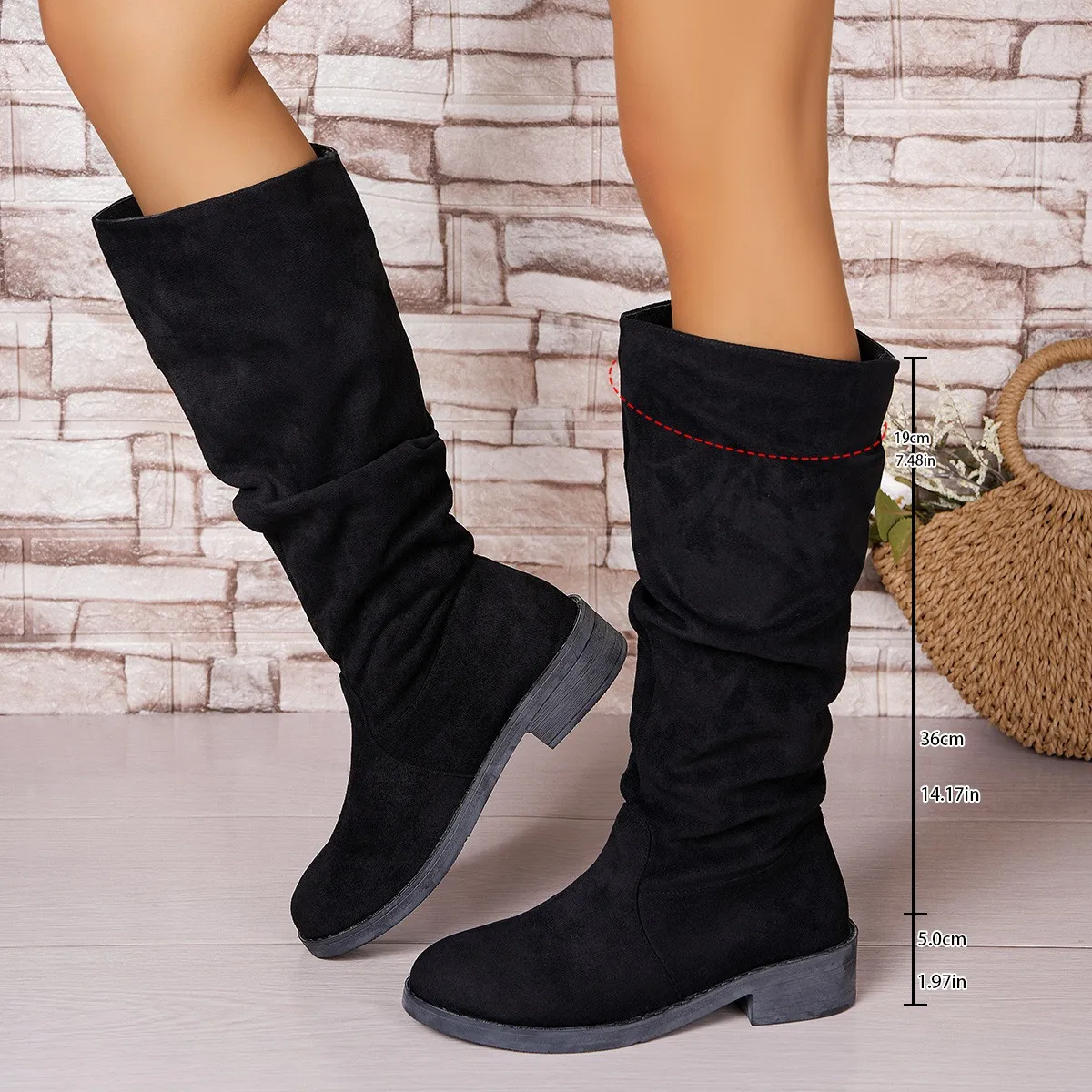 Sepatu Bot Lipit Wanita Bahan  - Street Fashion Rome ulasan dan harga