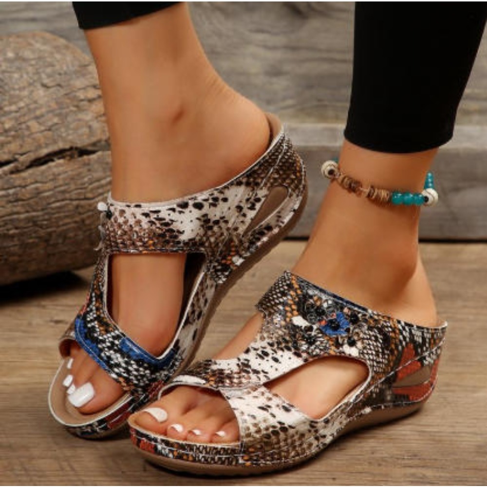 Sandal Wedges Wanita Musim Pan - Street Fashion Rome 2026 ulasan dan harga