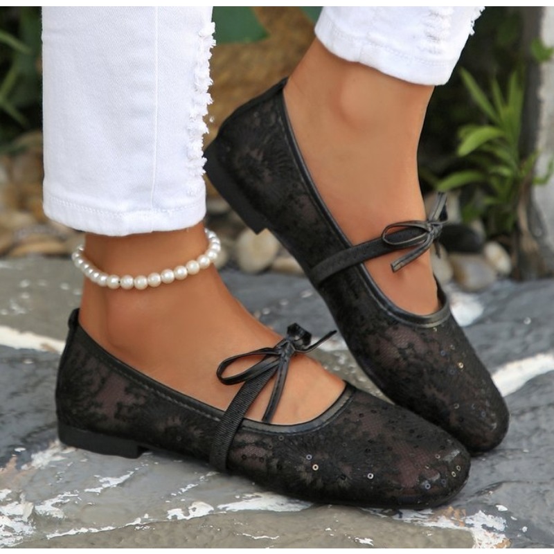Sepatu Mary Jane Wanita Renda  - Street Fashion Rome ulasan dan harga